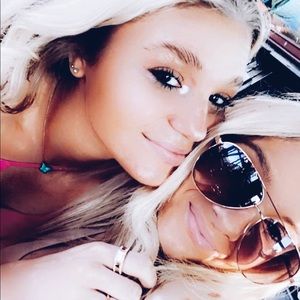 Meet your Posher, Aly